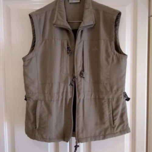 Outdoor Discovery sleeveless jacket XL beige like new