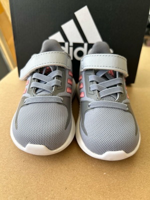 ADIDAS Runfalcon 2.0 παιδικά αθλητικά σαν καινούργια, νούμερο 22