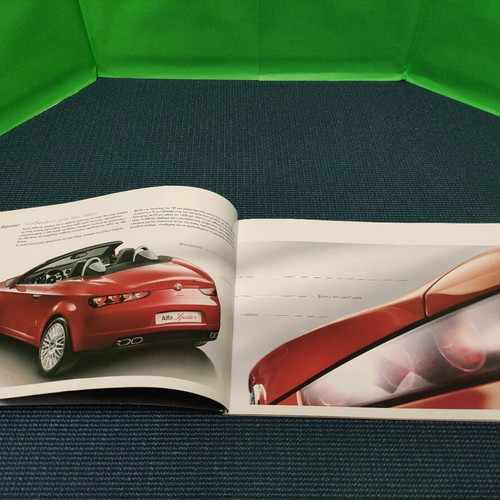 Alfa Romeo Spider official illustrated brochure like new