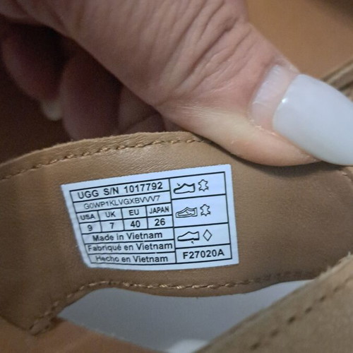 Ugg Lexia leather slippers, size 40, brown
