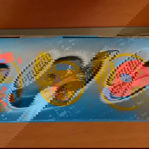 Playful Kids Cinema new with 6 cassettes and remote control