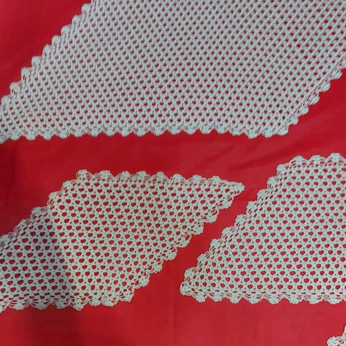 Set of 2 beige crochet doilies and 4 napkins handmade rhombus like new