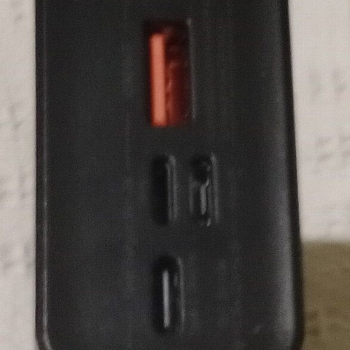 Power bank like new with carrying case and charging cable 22.5