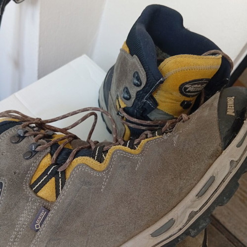 Meindl Minnesota Pro GTX hiking boots, grey and orange