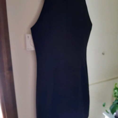 Black dress like new, size M, thick satin with embroidery