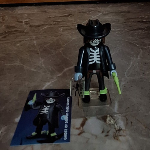Ghost of Dapper Jack Rogers Playmobil figure with accessories