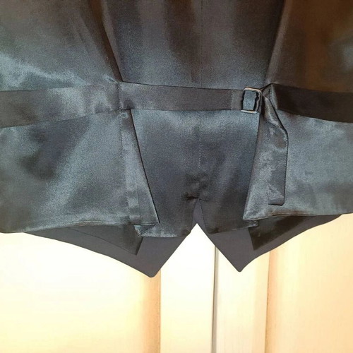 Rococo black vest size M new with bow tie gift