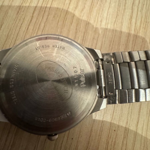 Pulsar watch with silver bracelet like new