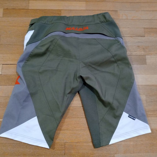 Maloja VentM Mountain Bike Shorts, Size M, Green and Orange