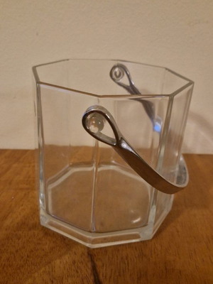 Crystal vintage ice bucket used with handle