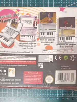 Nintendo DS Easy Piano new, includes keyboard and game