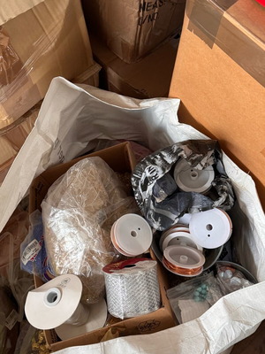 Store stock of beads and decoration worth 20,000+ euros