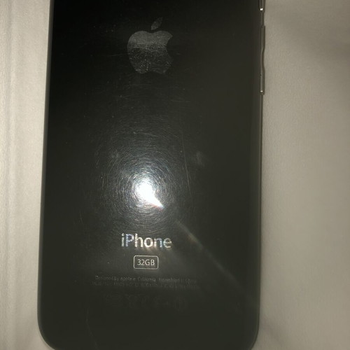 iPhone 3GS non-working collectible