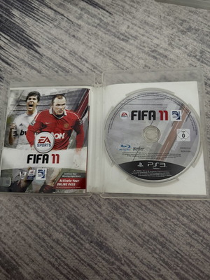 FIFA 11 PS3 game, like new, complete