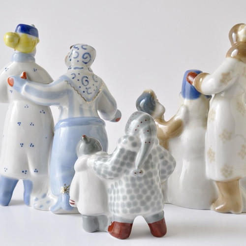 Soviet porcelain figurine set Winter Yard like new