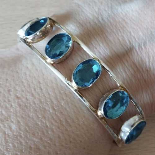 Handmade adjustable bracelet with large turquoise stones, like new