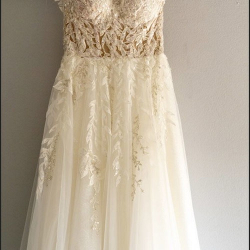 Wedding dress like new, size S-M, white/ivory, princess style