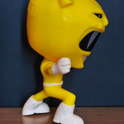 2018 Yellow Ranger Burger King figure