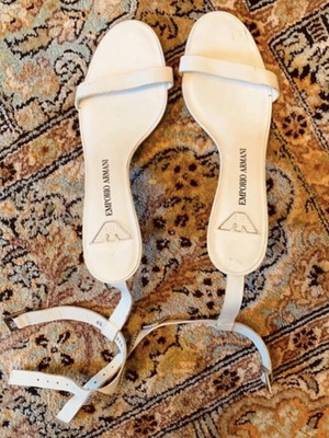Emporio Armani white sandals like new, ankle strap, size 38