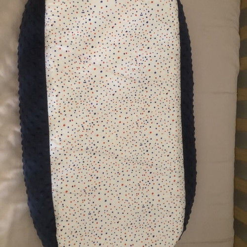 Baby nest like new with removable washable cover