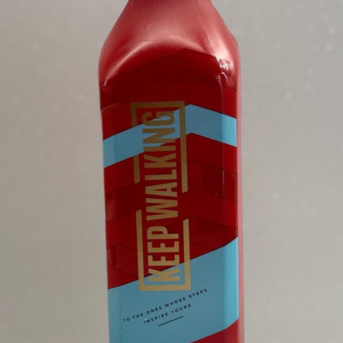 Collectible Johnie Walker Red Label Bottle 700ml like new