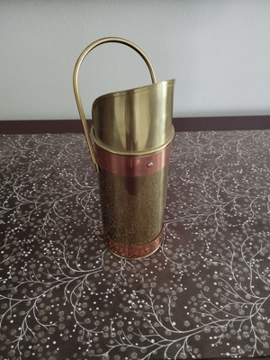 Vintage decorative metal and brass piece like new