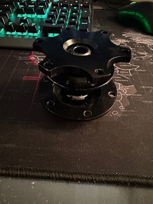 Simoni Racing quick release steering adapter like new