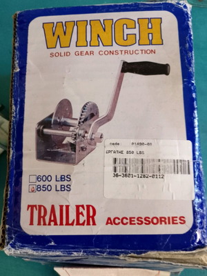 Manual winch for boat new, 850 lbs towing capacity
