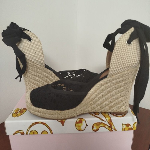 Platform sandals black knitted with laces size 36 like new