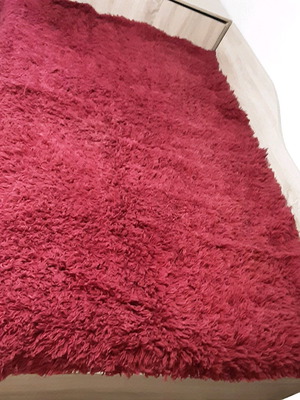 Woolen rug like new 100% pure wool, size 180/200