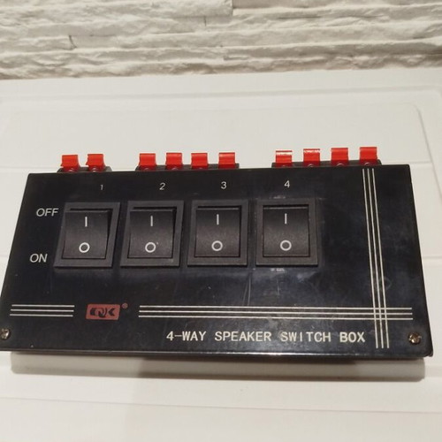 4-Way Speaker Switch Box like new, external