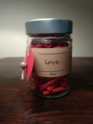 Love jar with 100 red scrolls new