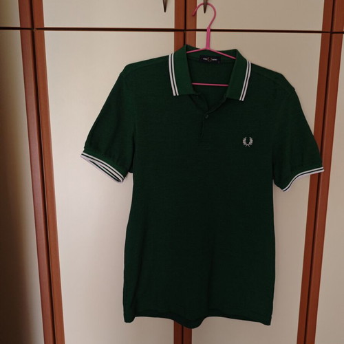 Fred Perry polo shirt like new, green, size M, short sleeve