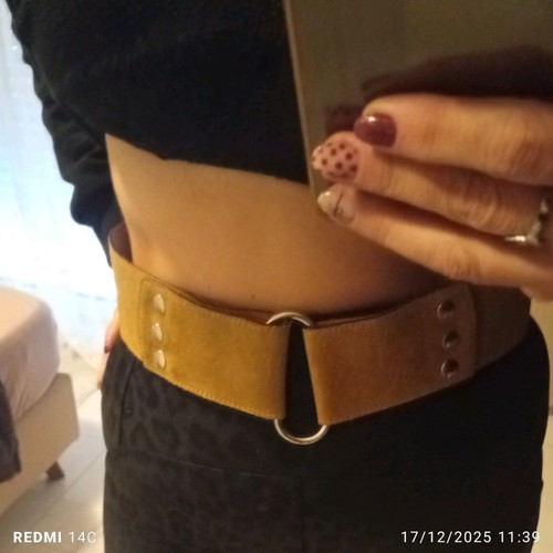 Benetton women's belt like new, beige, size 90