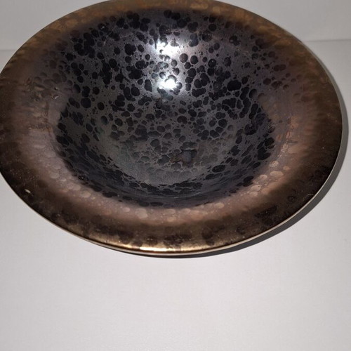 Ceramic table decor with dark and copper iridescent finish like new