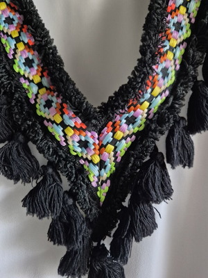 C-Through dress with beautiful embroidery, like new, black and white