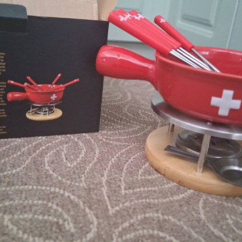 Swiss Kiss Cheese Fondue Set new