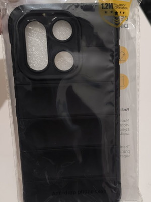 One Plus 15 black phone case