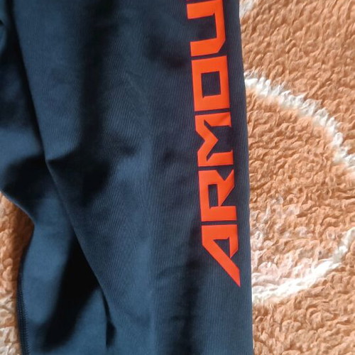 Under Armour thermal wear size M like new