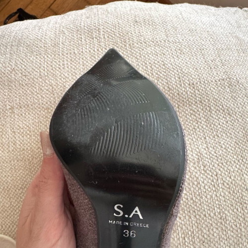 Grey checkered pumps like new, suede, size 36, 10cm heel