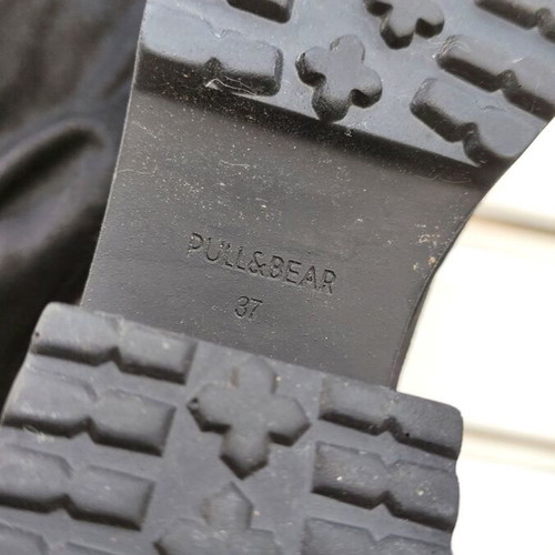 Pull & Bear boots used, over-the-knee, platform lug sole, size 37, black