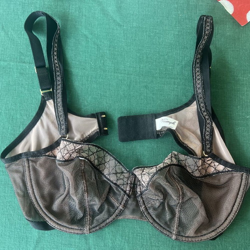 Triumph bra size 80D, black with nude mesh details