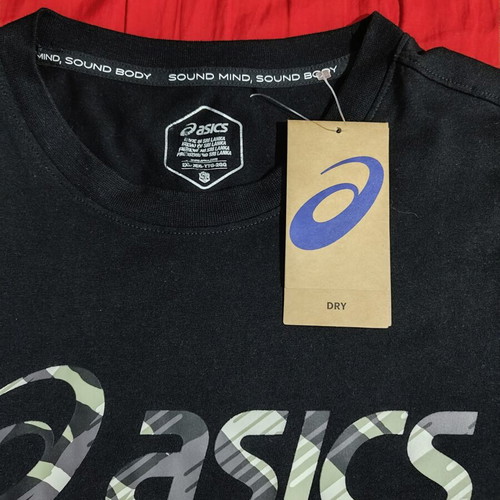 Asics t-shirt καινούργιο, μέγεθος XXL, φτάνει σαν XL, μαύρο