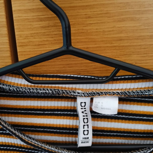 H&M Divided Basic Ribbed Crop Top size S like new, yellow and black