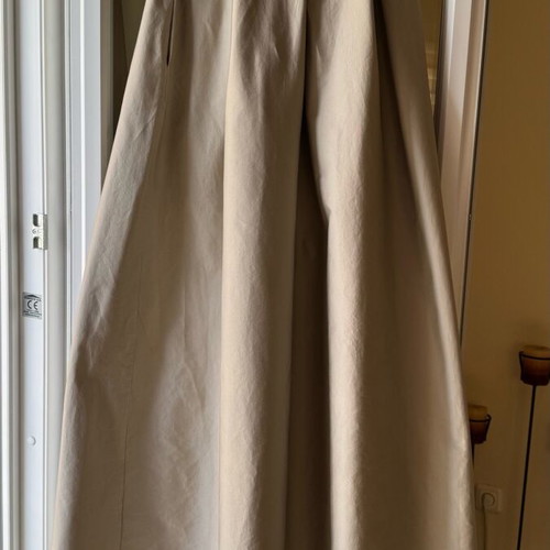 BSB long beige skirt like new, high waist with pockets