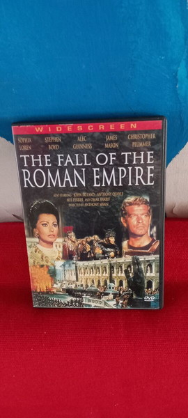 THE FALL OF THE ROMAN EMPIRE