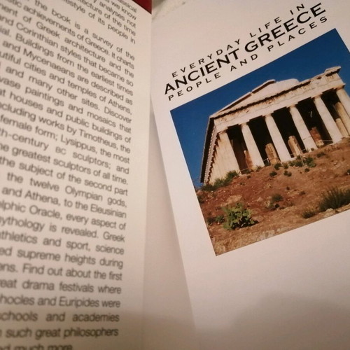Coffee table book Life in Ancient Greece like new