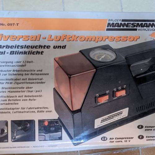 Brüder Mannesmann 12V Portable Air Compressor with Flashlight new