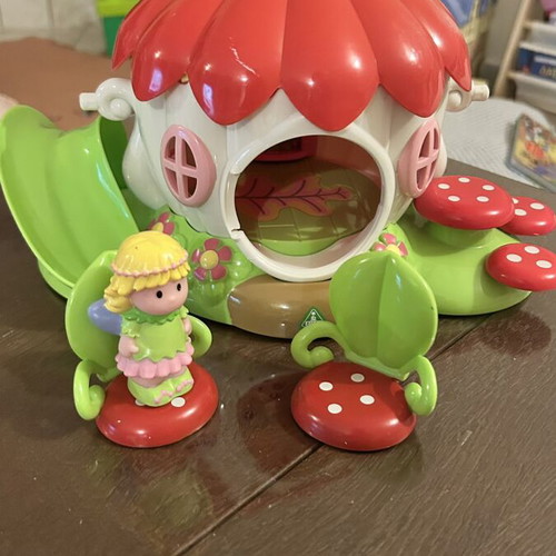 ElC Playset like new