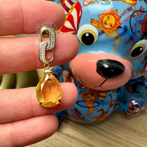 Swarovski earrings like new, yellow
